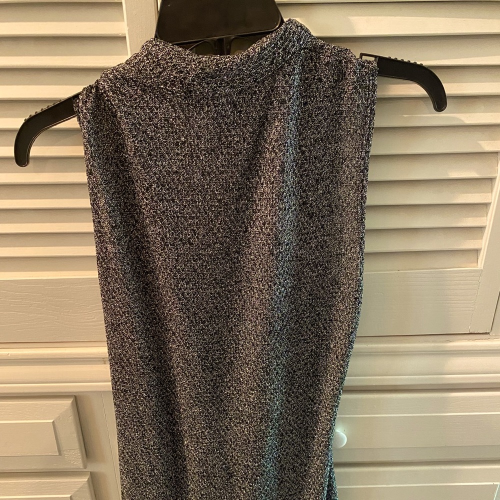 Grey silver top
